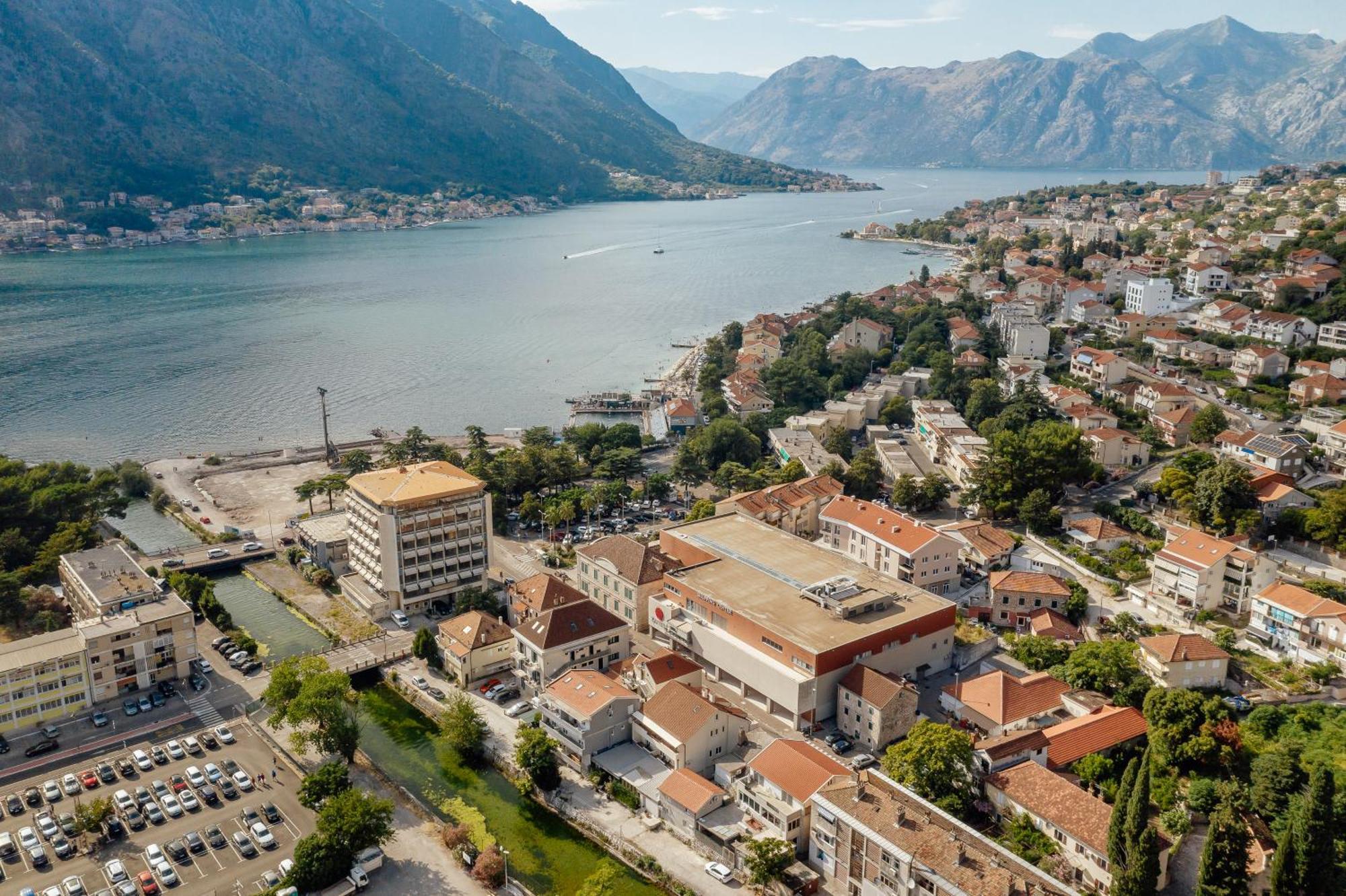 Kotor Central Point Екстер'єр фото